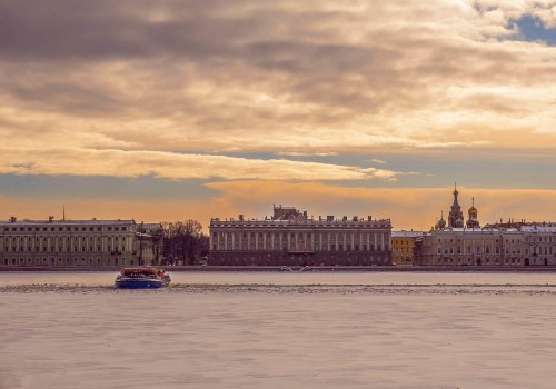 Exploring St. Petersburg: The Best Time for Off-Season Travel Deals